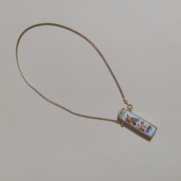 Vintage Rare Floral Enamel Locket Necklace - Picture 4 of 16